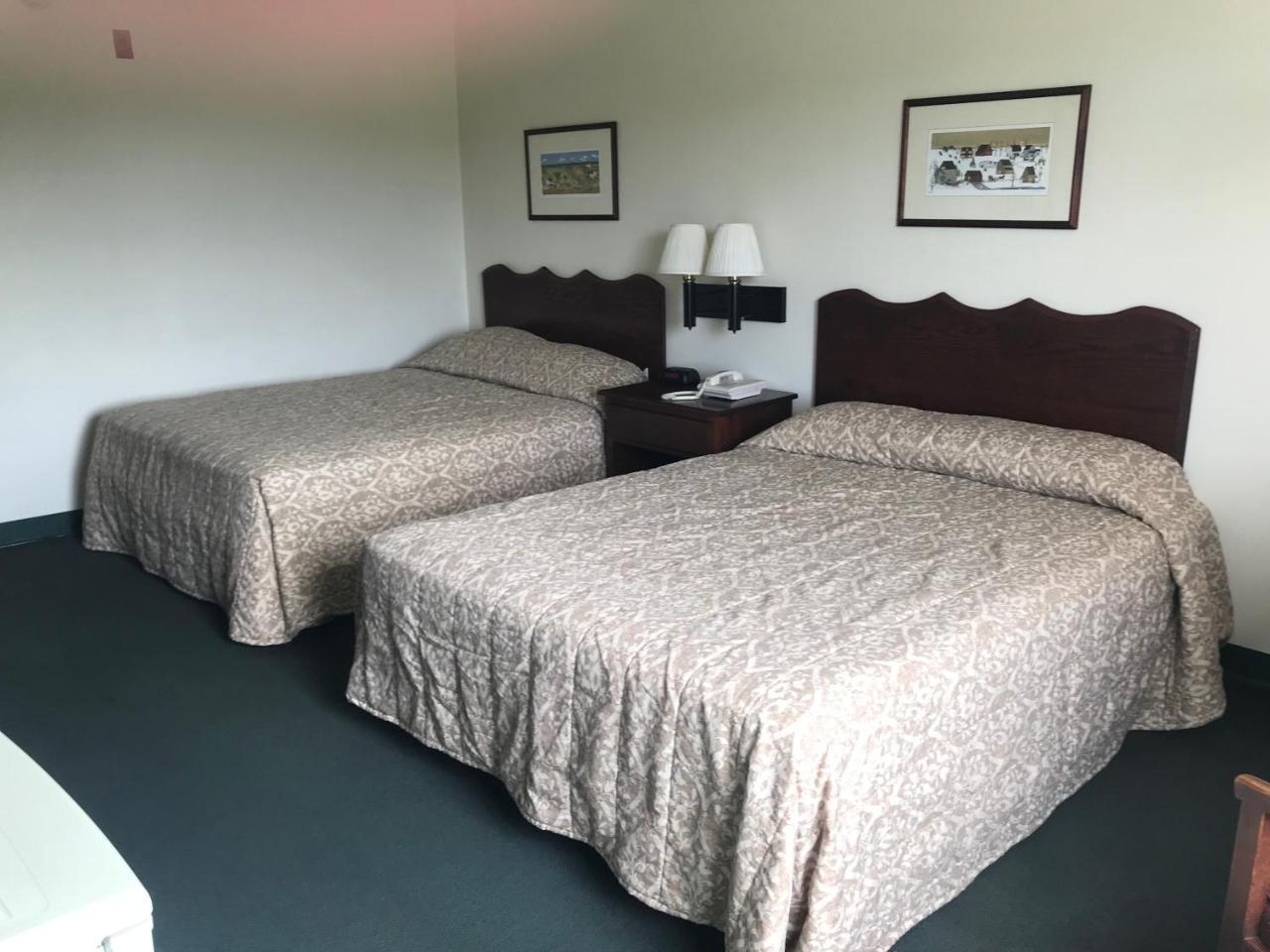 Gasthof Amish Village Inn Montgomery Экстерьер фото